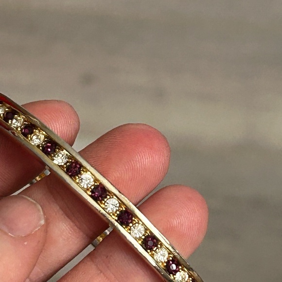 4/$50 Elegant Gold and Red Gemstone Bracelet 7 inches 💜 - Picture 8 of 8